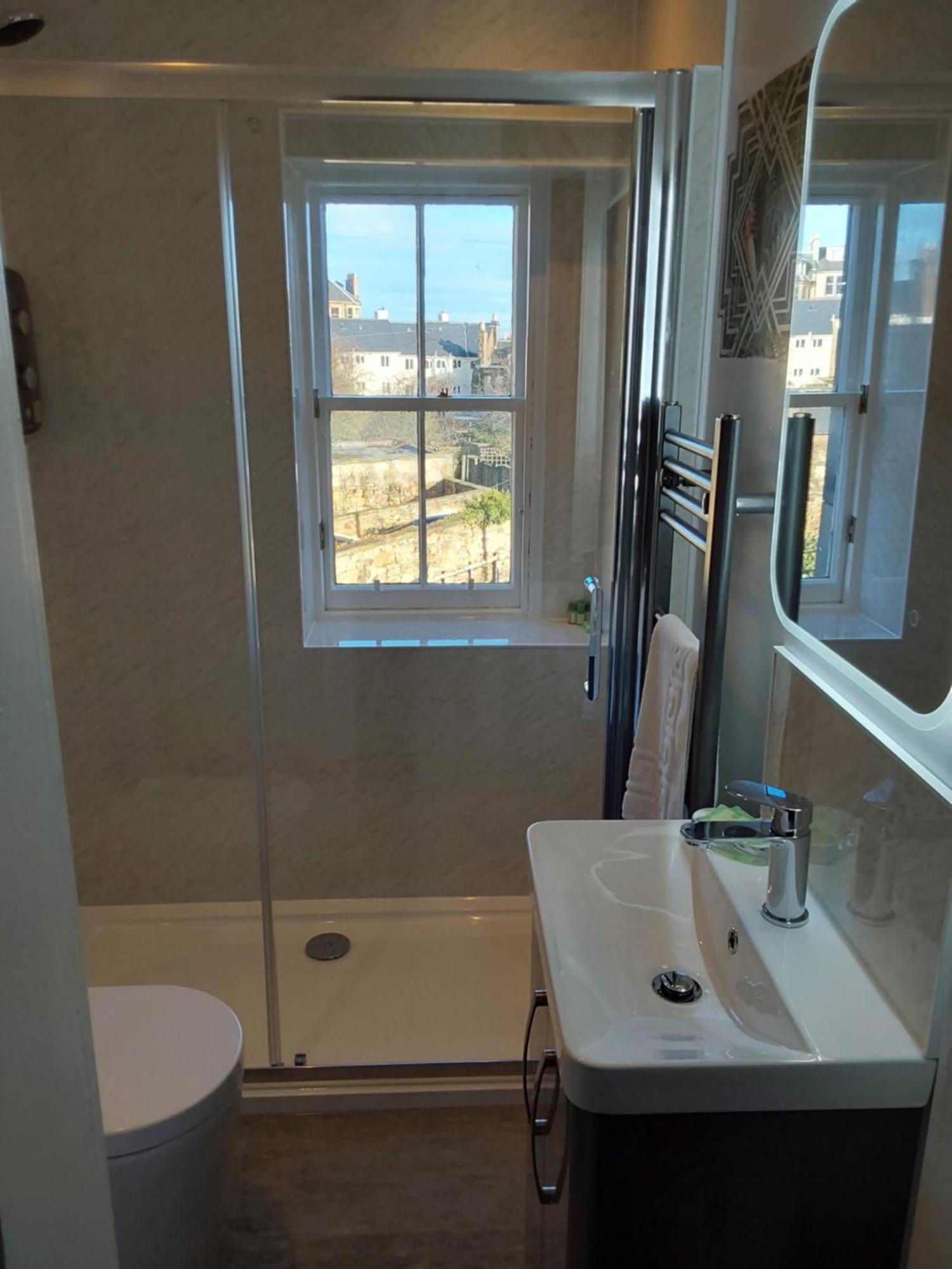 East Claremont Guest House إدنبرة المظهر الخارجي الصورة
